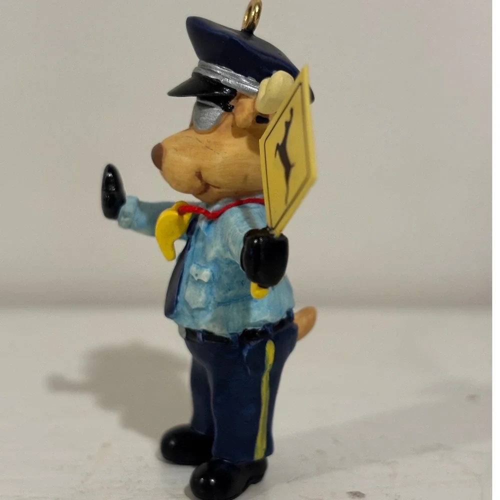 Carlton Cards Stop for‎ Christmas Moose Crossing Guard Ornament CXOR-171E New